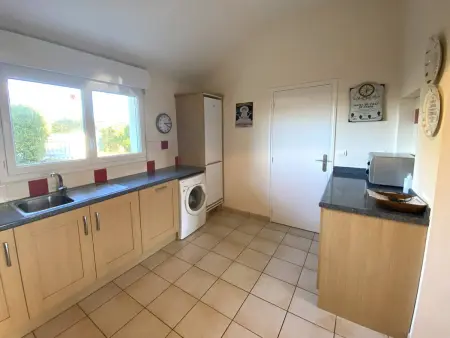 Maison bretonne rénovée à 300m de la plage avec jardin clos, WIFI, et équipements pour bébé - Photo 7