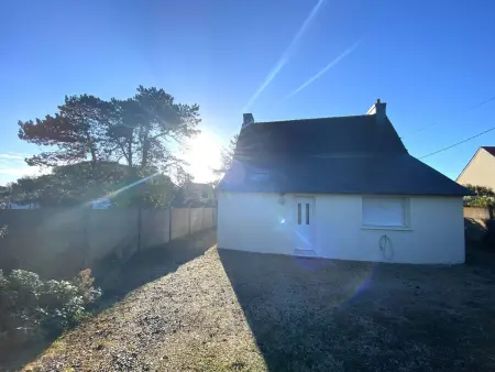 Maison bretonne rénovée à 300m de la plage avec jardin clos, WIFI, et équipements pour bébé - Photo 13