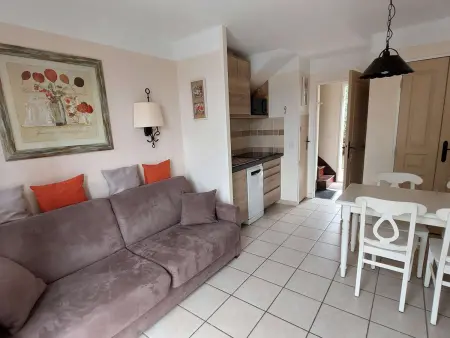 Maison Duplex 5p avec Terrasse, WIFI et Parking, Grospierres - Photo 9