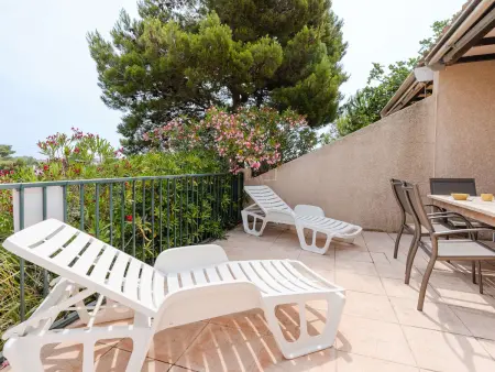 Villa T3 Mezzanine avec Piscine, Terrasse et Parking Privé, 5 min de la Plage - Narbonne - Photo 5