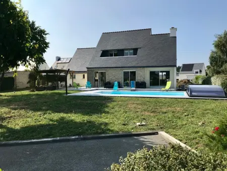 Maison de 5 pièces avec piscine chauffée, offrant confort et calme à Sarzeau - Photo 33