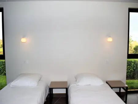 Maison neuve de plain-pied avec WIFI, terrasse et parking, à 2,5 km des plages à Trégastel - Photo 6