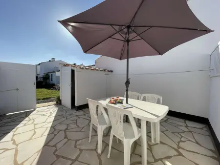 Maison rénovée avec piscine chauffée, proche mer, 4 couchages, parking privé, courts de tennis - Photo 1