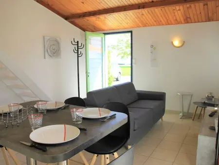 Maison rénovée avec piscine chauffée, proche mer, 4 couchages, parking privé, courts de tennis - Photo 4
