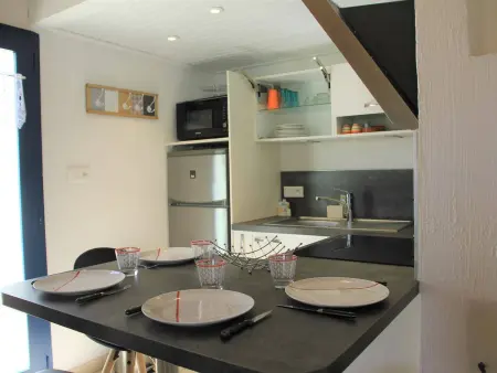 Maison rénovée avec piscine chauffée, proche mer, 4 couchages, parking privé, courts de tennis - Photo 5