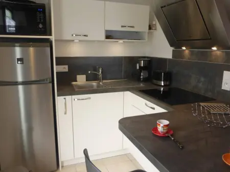Maison rénovée avec piscine chauffée, proche mer, 4 couchages, parking privé, courts de tennis - Photo 6