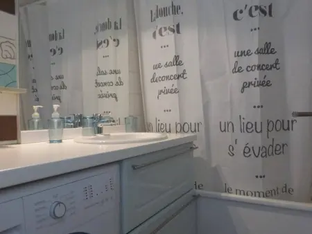 Maison rénovée avec piscine chauffée, proche mer, 4 couchages, parking privé, courts de tennis - Photo 13