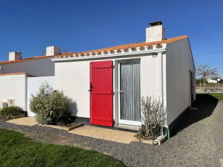Maison rénovée avec piscine chauffée, proche mer, 4 couchages, parking privé, courts de tennis - Photo 17