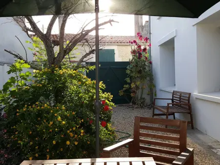 Maison 4 pièces avec WiFi à 800m des plages à Saint-Georges-d'Oléron - Photo 2