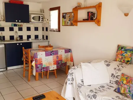 Pavillon 2 pièces avec mezzanine, animaux et parking, proche plage - Photo 1