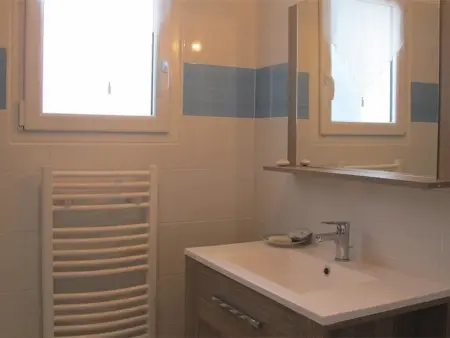 Maison 3* à Trébeurden, proche mer, jardin, rénovée, 3 ch, 2 sdb, BBQ, parking - Photo 8