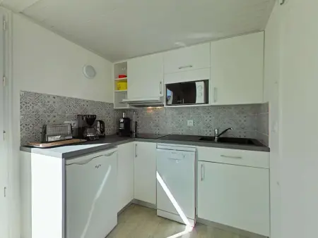 Maison cosy avec mezzanine, piscine chauffée, proche mer - 4 couchages - parking privatif - Photo 7