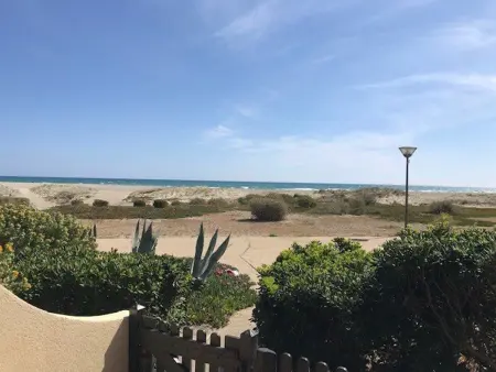 Villa T2, 4 pers, face à la mer, terrasse, parking privé, à 400m des commerces, plage devant! - Photo 11