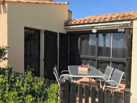 Villa T2, 4 pers, face à la mer, terrasse, parking privé, à 400m des commerces, plage devant! - Photo 12