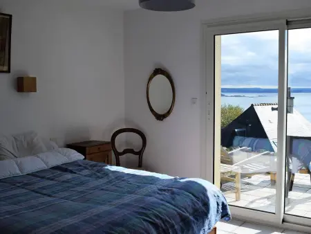 Grande maison à Trébeurden avec WIFI, vue mer, jardin et BBQ, 900m de la plage, 9 pers - Photo 1