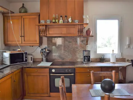 Grande maison à Trébeurden avec WIFI, vue mer, jardin et BBQ, 900m de la plage, 9 pers - Photo 3