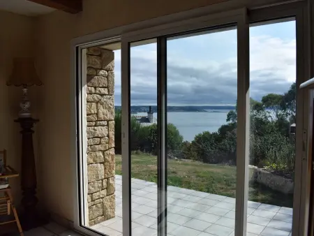 Grande maison à Trébeurden avec WIFI, vue mer, jardin et BBQ, 900m de la plage, 9 pers - Photo 6