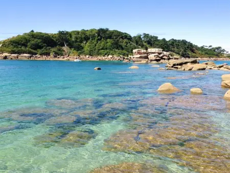 Grande maison à Trébeurden avec WIFI, vue mer, jardin et BBQ, 900m de la plage, 9 pers - Photo 23