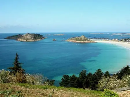 Grande maison à Trébeurden avec WIFI, vue mer, jardin et BBQ, 900m de la plage, 9 pers - Photo 24