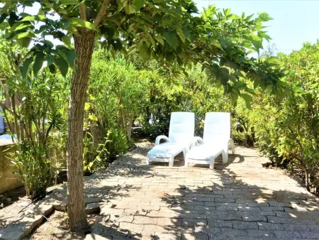 Mini-Villa Climatisée avec Accès Direct à la Plage - Grand Jardin Ombragé, Près de Favone - Photo 2