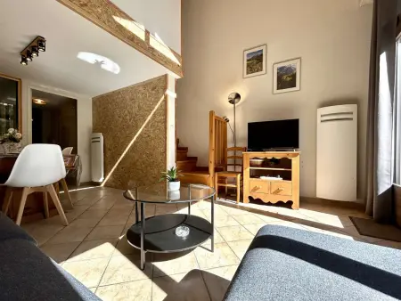 Chalet en Duplex 10 Pers. avec Terrasse/Jardin, Proche Pistes – La Salle les Alpes - Photo 11