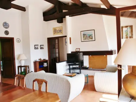 Belle villa, proche plage et commerces, clim, jardin, terrasse avec BBQ, jusqu'à 12 pers. - Photo 8