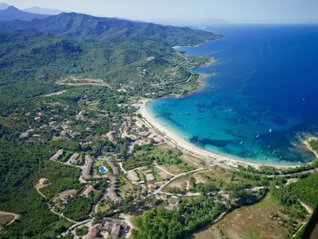 Belle villa, proche plage et commerces, clim, jardin, terrasse avec BBQ, jusqu'à 12 pers. - Photo 19