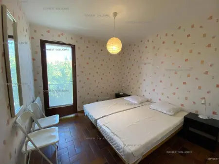 Villa agréable avec piscine commune et parking, à proximité de la plage - Photo 3