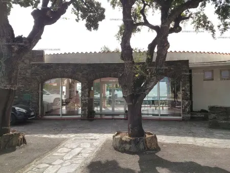 Villa agréable avec piscine commune et parking, à proximité de la plage - Photo 10