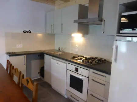 Chalet familial calme pour 7/8 pers, 3 chambres, proche des pistes, bien équipé et animé, 2 étoiles - Photo 1