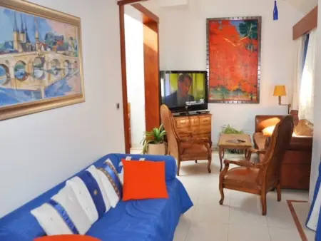 Maison à 100m de la mer avec WiFi, parking privé et jardin, au cœur de Trégastel - Photo 1