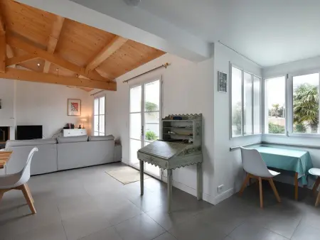 Charmante Maison avec Jardin, à Proximité du Centre des Portes-en-Ré, 3 Chambres, WIFI - Photo 11