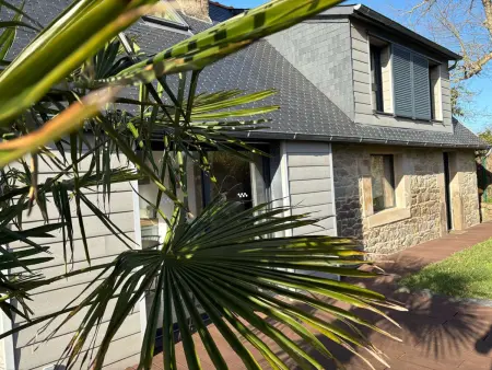 Charmante maison bretonne avec jardin clos, parking, WiFi, à 900m de la plage - Trégastel - Photo 7