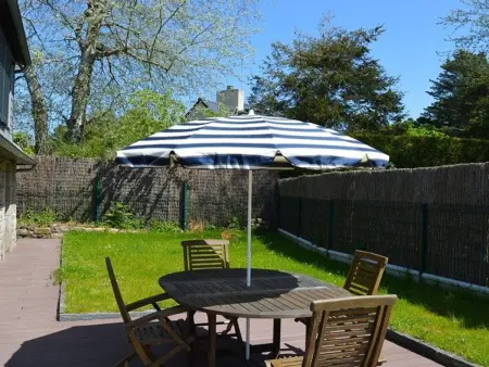 Charmante maison bretonne avec jardin clos, parking, WiFi, à 900m de la plage - Trégastel - Photo 10
