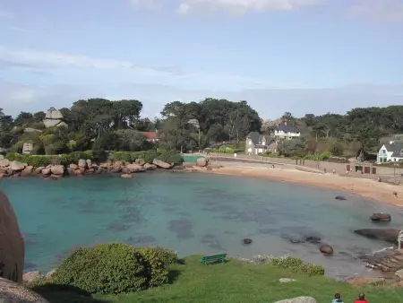 Charmante maison bretonne avec jardin clos, parking, WiFi, à 900m de la plage - Trégastel - Photo 18