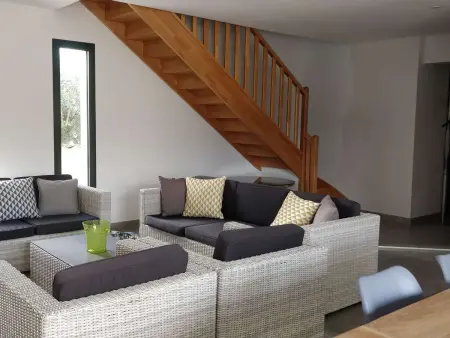 Villa 4 Suites avec Spa de Nage, Terrasse et Clim - Proche Centre Ruoms - Photo 2
