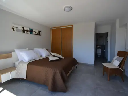 Villa 4 Suites avec Spa de Nage, Terrasse et Clim - Proche Centre Ruoms - Photo 7