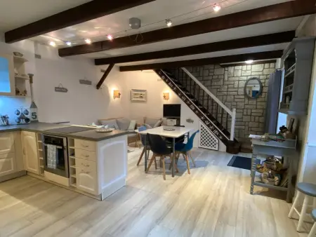 Maison de pêcheur rénovée avec cour et wifi, à 100m du port de Perros-Guirec - Photo 1