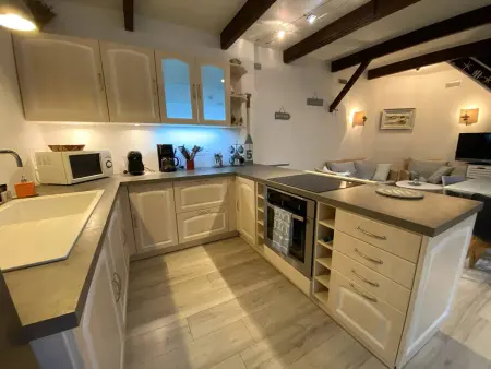 Maison de pêcheur rénovée avec cour et wifi, à 100m du port de Perros-Guirec - Photo 2