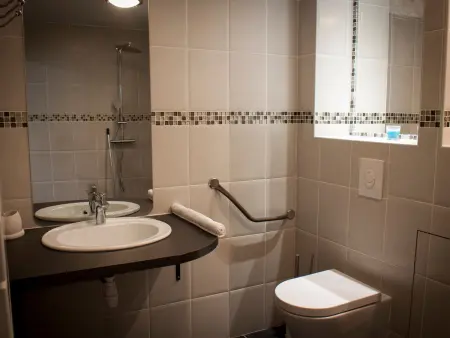 Gîte Val de Loire avec piscine chauffée, tennis, WIFI, BBQ - Photo 20