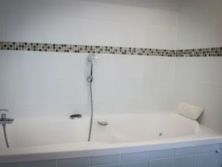 Gîte Val de Loire avec piscine chauffée, tennis, WIFI, BBQ - Photo 30