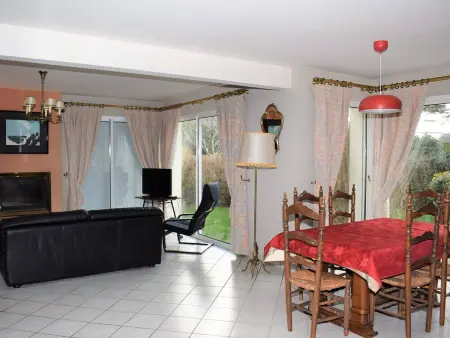 Villa avec Jardin Calme, Proche Plages et Commerces à Perros-Guirec - Photo 4