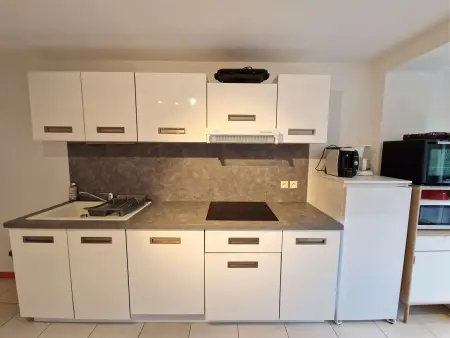 Maison spacieuse avec piscine, tennis et terrasse, parking privé à Marseillan - Photo 8