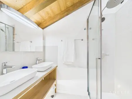 Luxueux chalet avec piscine, sauna et parking à La Rosière pour 10 personnes - Photo 23