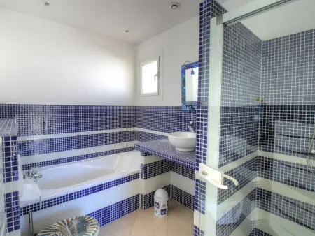 Charmante villa 3 chambres avec piscine privée à 10 min de la plage, climatisée, parking - Photo 12