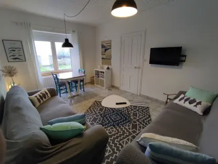 Maison bord de mer avec jardin et parking privé - Photo 4