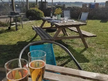 Maison bord de mer avec jardin et parking privé - Photo 12