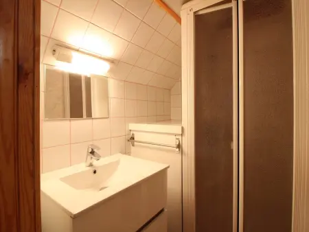 Chalet 6 pièces, 8 pers, proche centre, WIFI, Maison 8 personnes à Mont Dore - Photo 8