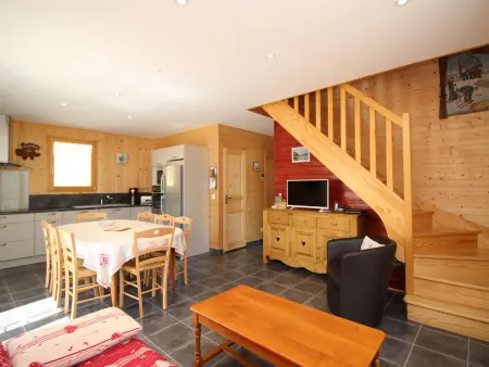 Chalet 4* avec Terrasse Panoramique, WiFi et Parking, 8 Pers. - Photo 3