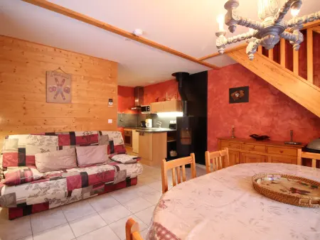 Chalet mitoyen avec terrasse, 2 chambres, parking privé - Photo 1